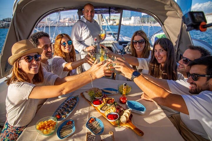 Barcelona Tapas Sailing: 2-Hour Espinaler Cruise Along the Coast photo 2
