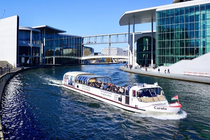 Berlin River Cruise: 1-Hour Bilingual Boat Tour on the Spree