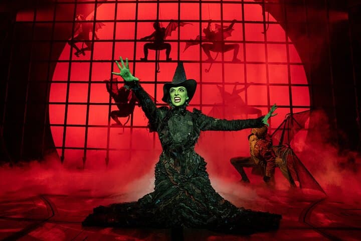 Wicked on Broadway: Inside the Gershwin Theatre's Oz photo 2