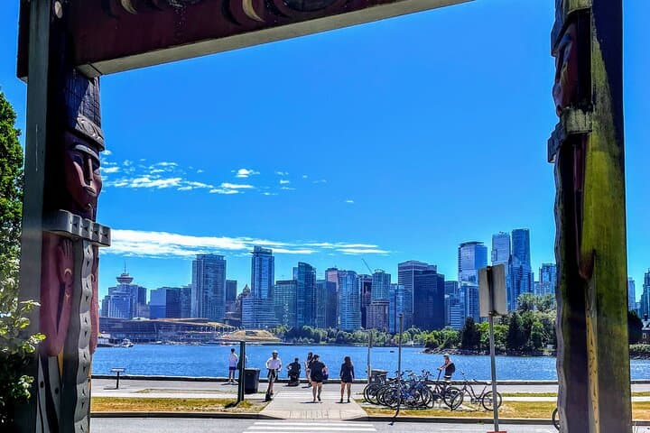 Vancouver Private Tour: Capilano Suspension Bridge & Grouse Mountain Day Trip photo 2