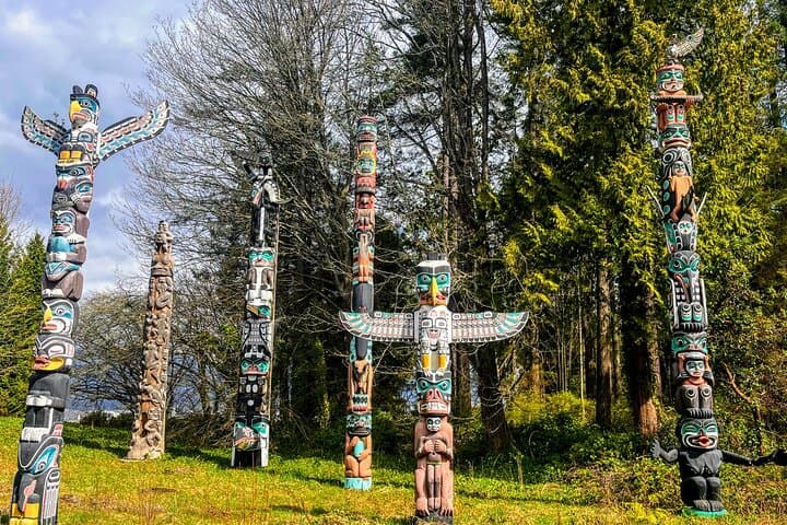 Vancouver Private Tour: Capilano Suspension Bridge & Grouse Mountain Day Trip photo 4