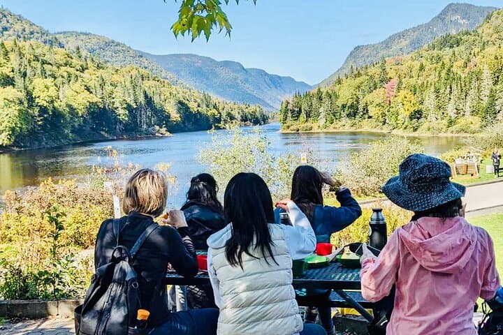 Guided Hike to the Valley Viewpoints in Jacques-Cartier National Park from Quebec City photo 2
