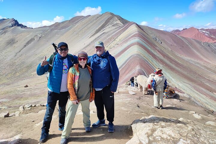 Rainbow Mountain & Red Valley Trek from Cusco — Full-Day Vinicunca Hike photo 3