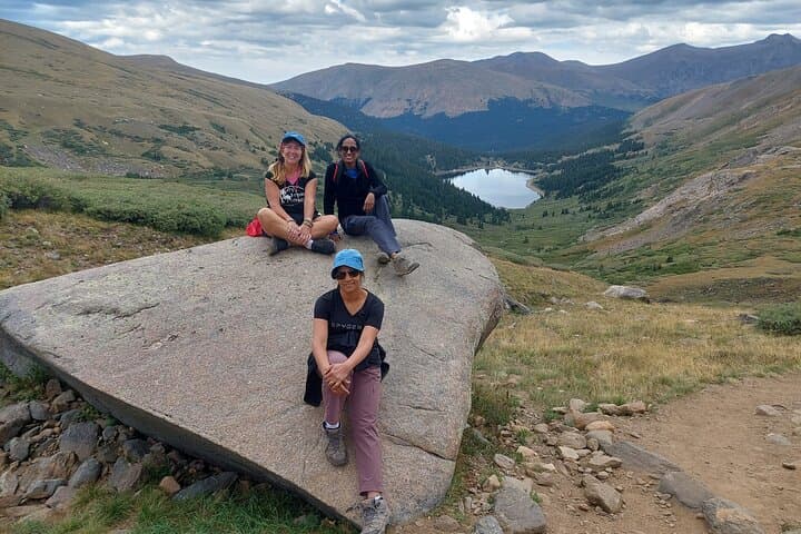Guided Hike to Three Alpine Lakes: Rocky Mountain Day Trek from Denver