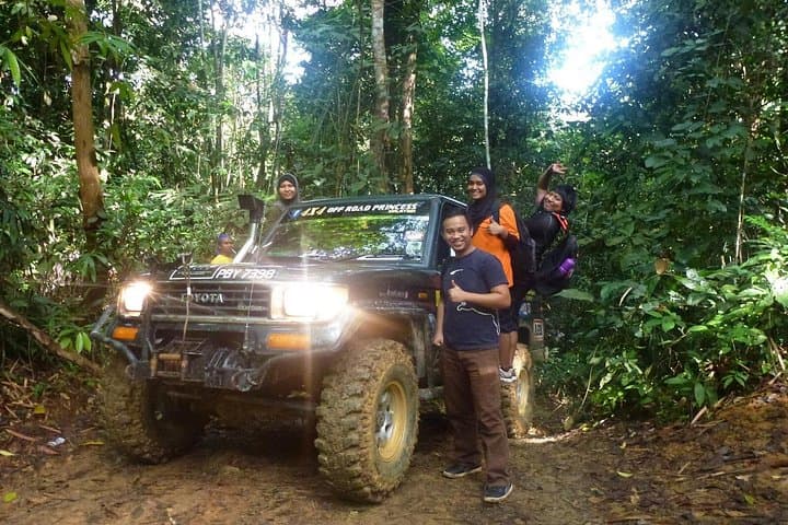 Off-Road Rainforest Expedition in Batang Kali: 10km 4x4 Adventure & Riverside Swim