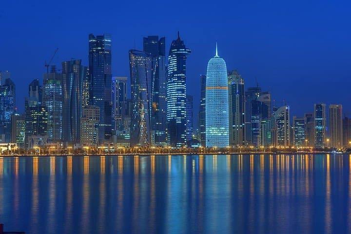 Doha Private Transit Night City Tour From Doha Airport — Corniche, Souq Waqif & Katara in 3–4 Hours photo 2