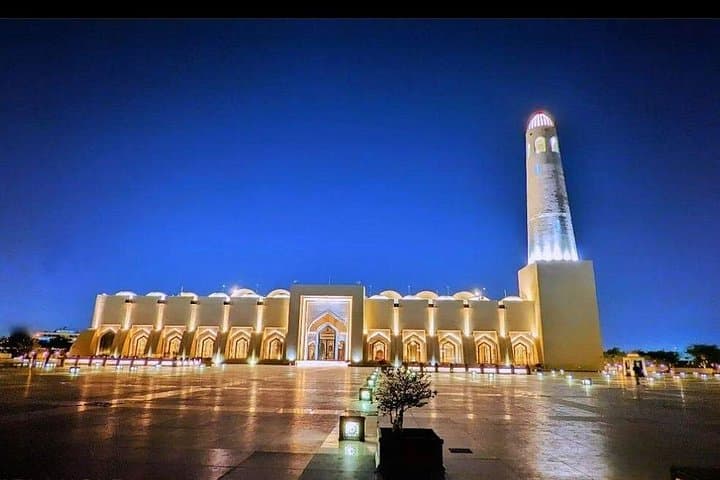 Doha Private Transit Night City Tour From Doha Airport — Corniche, Souq Waqif & Katara in 3–4 Hours photo 3