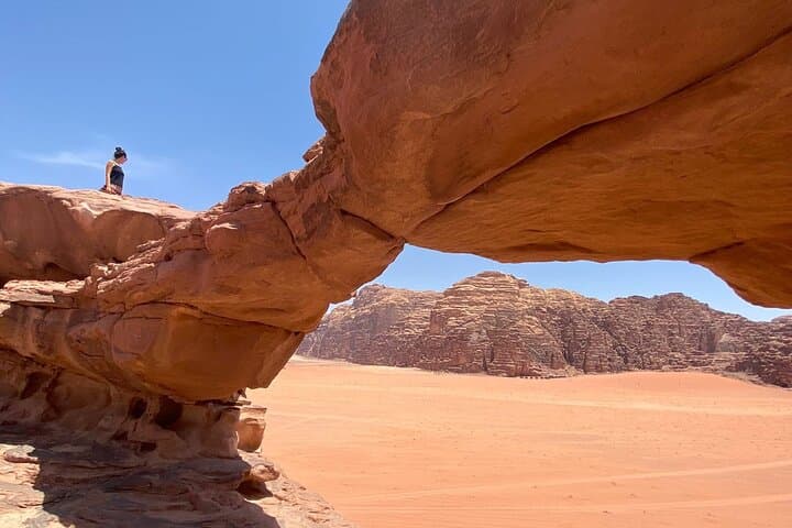 Wadi Rum Full-Day Jeep Adventure and Starry Bedouin Camp photo 4