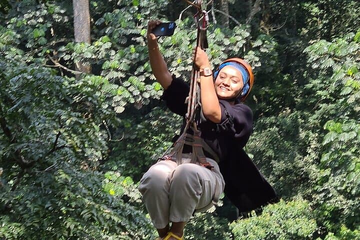 Jinja Adrenaline: Griffin Falls Zipline & Grade 5 Nile Rafting Day Trip photo 3