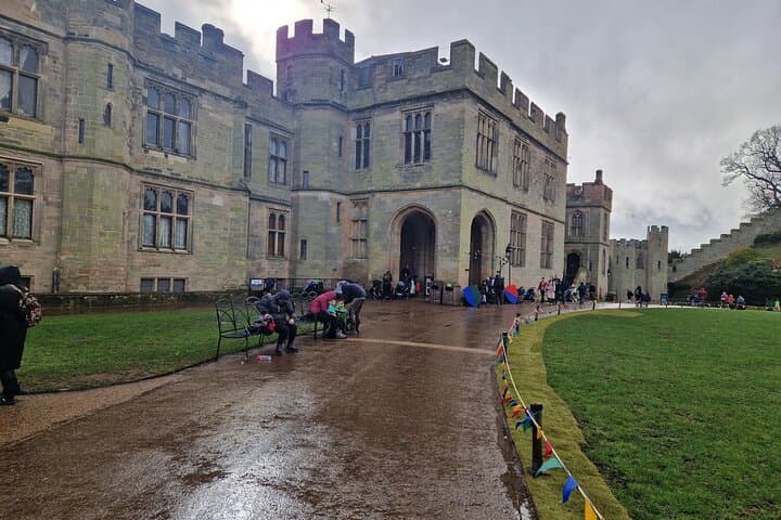 Full-Day Private Tour: Warwick Castle & Stratford-upon-Avon from London photo 3