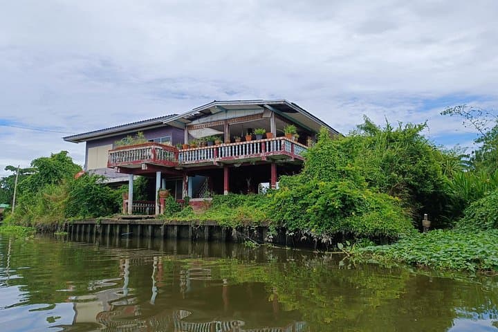 Canals of Bangkok: Private Klong Cruise & Local Life Tour photo 4
