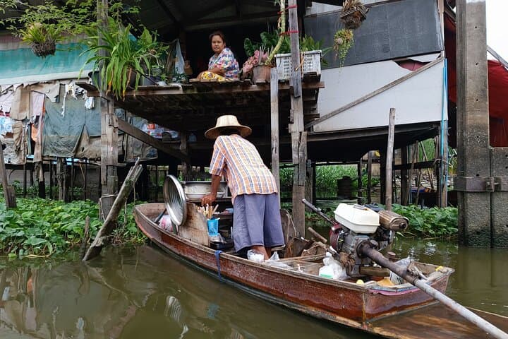 Canals of Bangkok: Private Klong Cruise & Local Life Tour photo 1