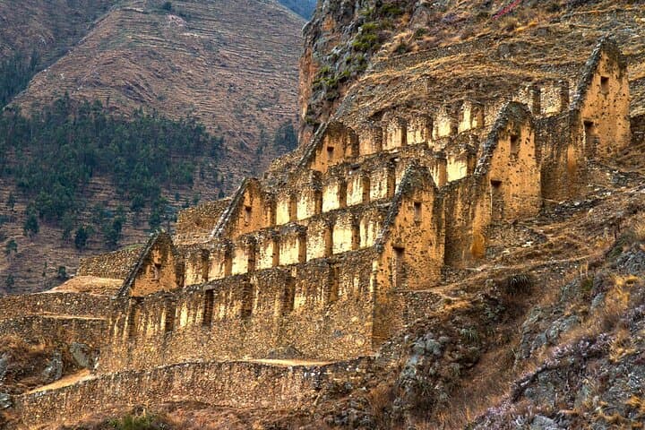 4-Day Cusco and Machu Picchu: Sacred Valley, Machu Picchu & Rainbow Mountain photo 4