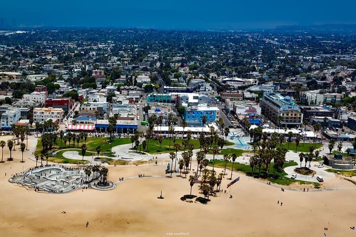 Venice Beach Private Walking Tour — 2-Hour Neighborhood Highlights