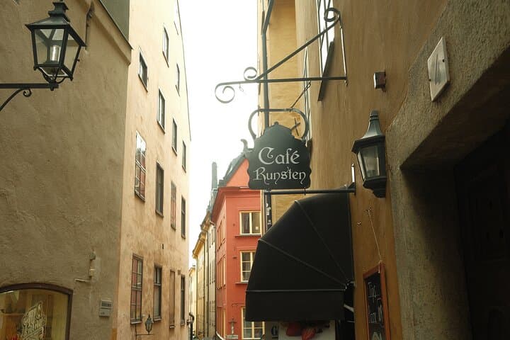 Old Town Stockholm Self-Guided Walking Tour: Interactive History & Hidden Details photo 4