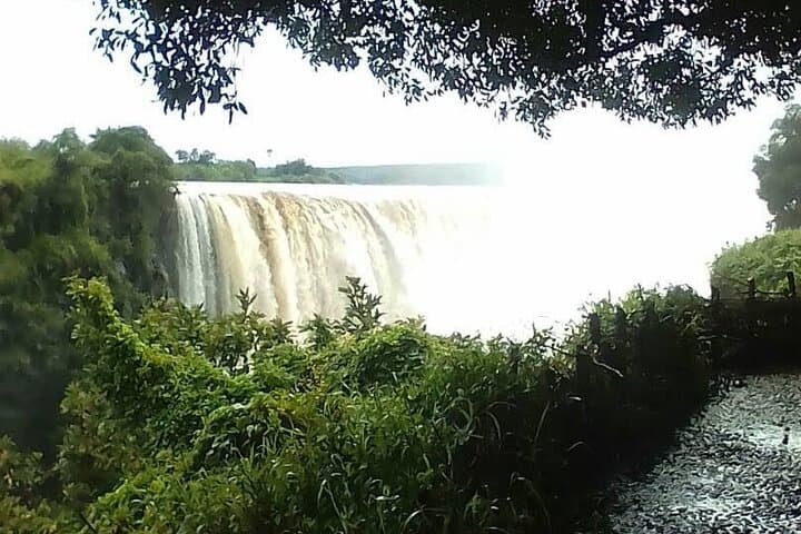 Victoria Falls Zimbabwean Side: Shungu naMutitima Cultural Waterfall Tour photo 4