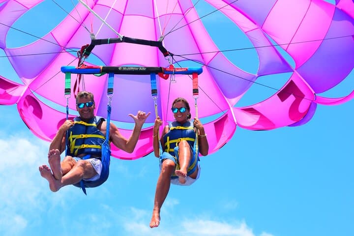 Parasail Over Fort Lauderdale: 800ft Atlantic Flights with Dolphin and Turtle Views photo 4