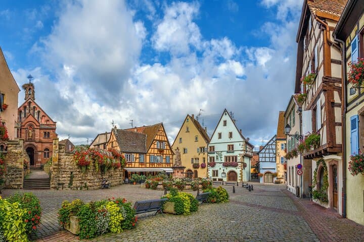 Private Full-Day Alsace Tour from Strasbourg: Colmar, Eguisheim, Riquewihr & Haut-Koenigsbourg photo 4