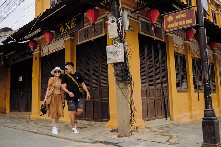 Tokyo Haunted Secrets: 2-Hour Private Ghost Walking Tour in Asakusa & Otemachi