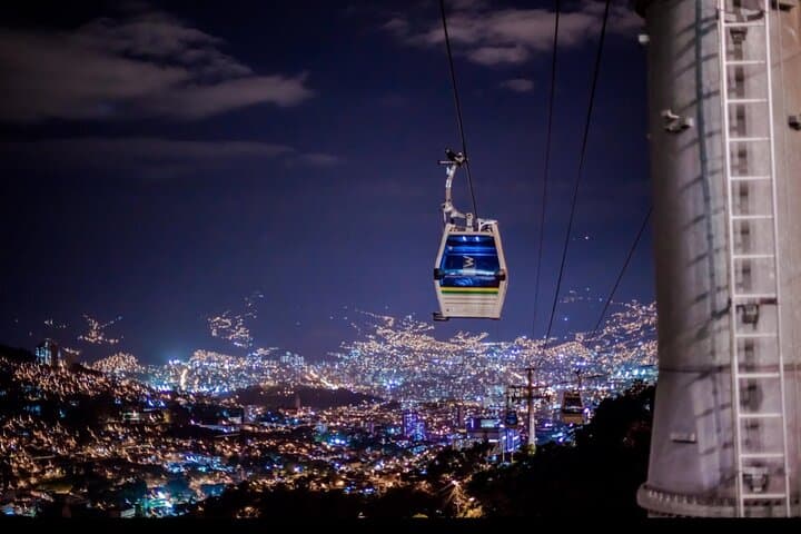 Comuna 13 Night Graffiti Tour by Metro Cable — Medellín After Dark photo 2