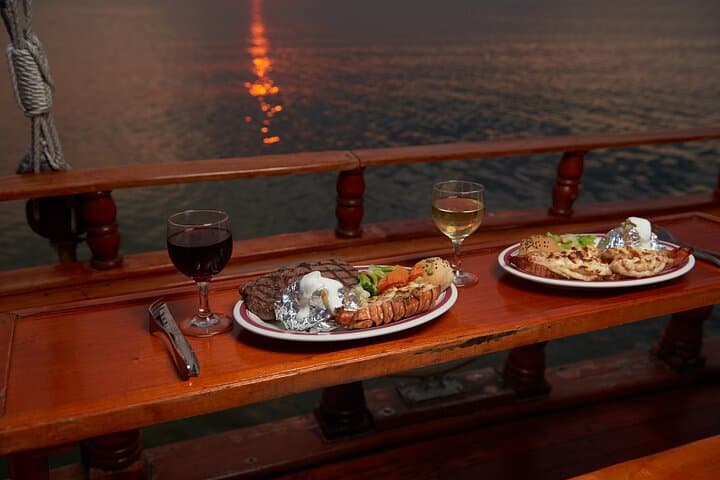 Romantic Dinner Cruise on Nichupté Lagoon: Spanish Galleon Evening in Cancun photo 3