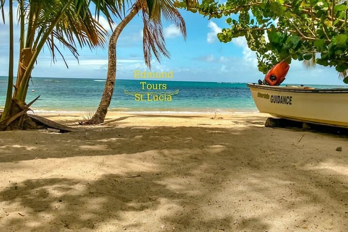 Discover Saint Lucia: Soufrière, the Pitons, Sulphur Springs & Waterfall Swim photo 4