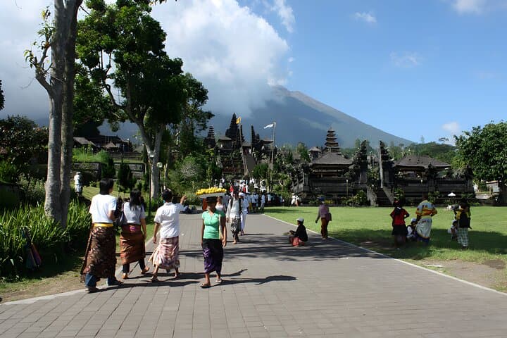 Telaga Waja Rafting & Besakih Temple Day Tour — Bali River Adventure and Cultural Stop photo 6