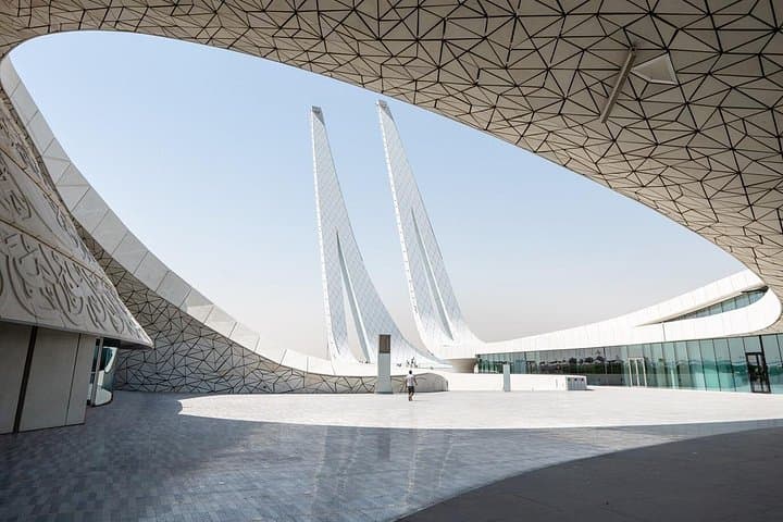 Doha to Zekreet: Private Full‑Day Education City and West Qatar Desert Tour photo 2