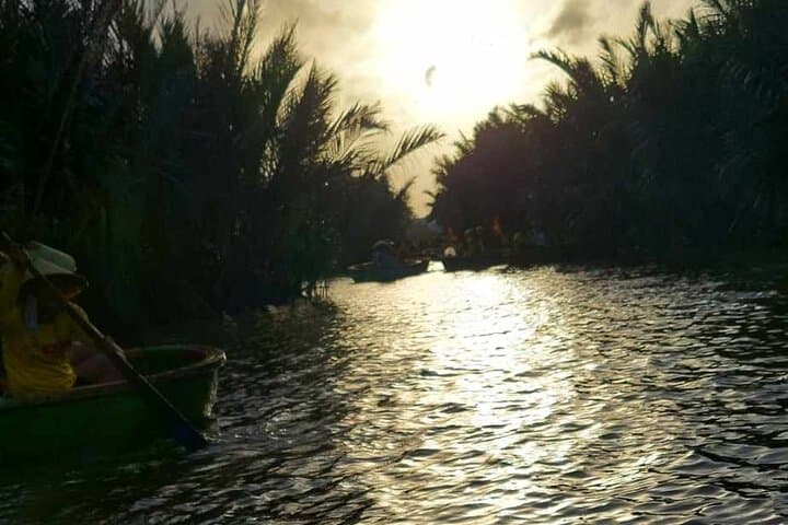 Bay Mau Basket Boat Tour — Hoi An Coconut Forest Rowing Experience photo 2
