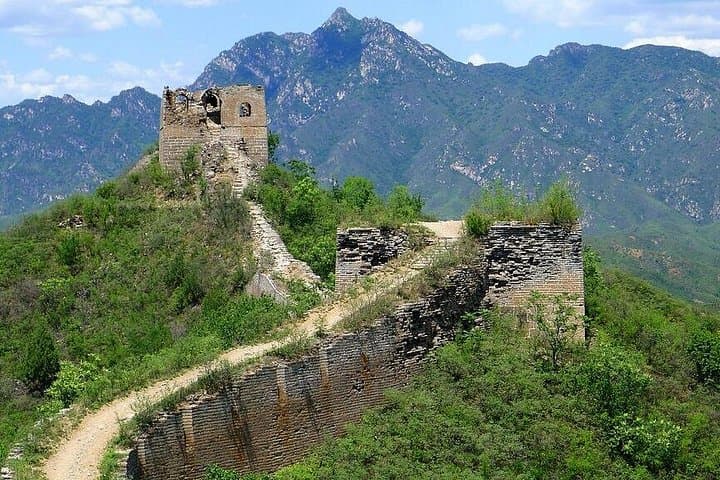 Hike Gubeikou’s Panlongshan: Private Trek to 24‑Eyes and the General's Tower photo 3
