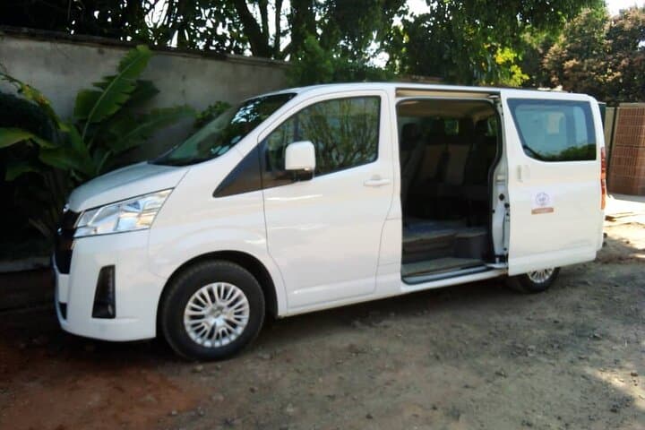 Livingstone Airport Transfers to Victoria Falls & Kasane — Reliable Private Shuttles photo 4