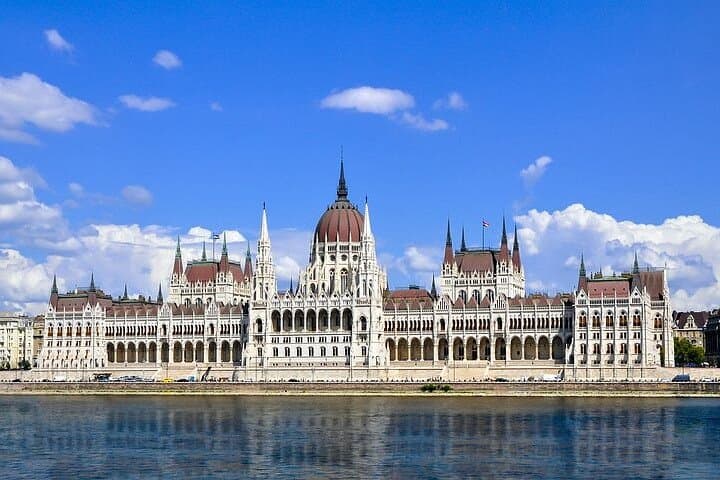 Best of Budapest Private Driving Tour: 4-Hour Drive Through Castle Hill & Danube Views photo 3
