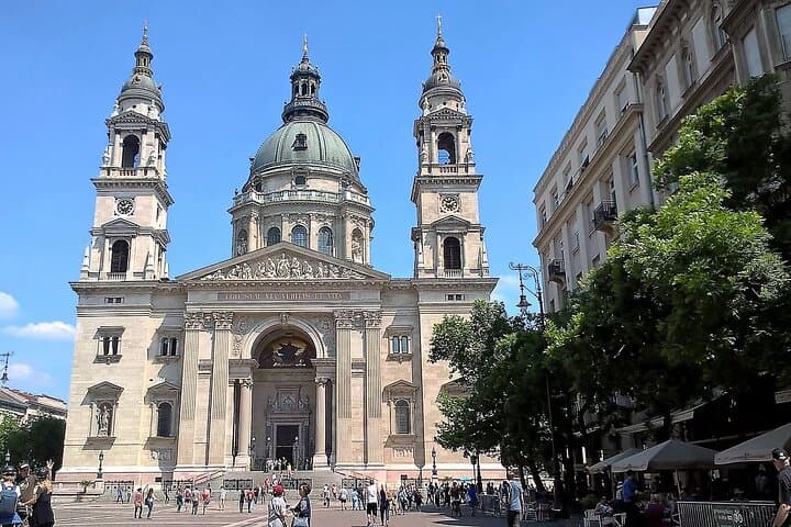 Best of Budapest Private Driving Tour: 4-Hour Drive Through Castle Hill & Danube Views photo 6