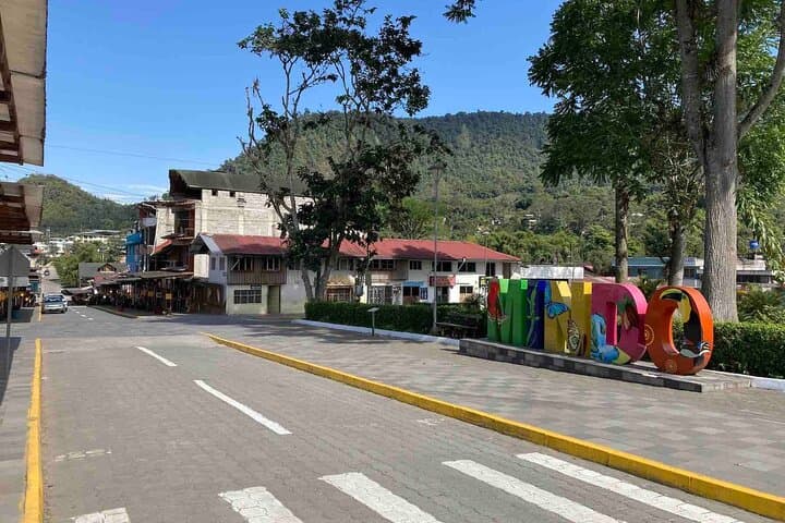 8 Days in Ecuador: Quito, Cotopaxi, Quilotoa & Mindo Adventure photo 3