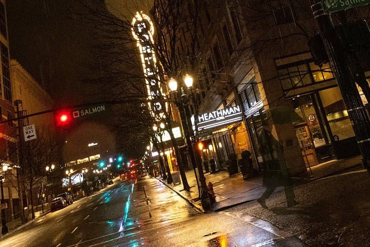Portland Dead of Night Ghost Tour: Old Town Haunted Walking Experience