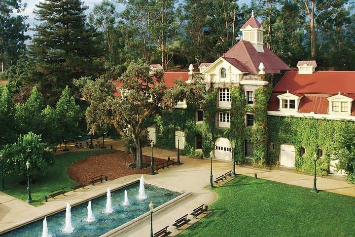 Private Napa Valley Wine Tour for Up to 6 Guests — Custom Winery Itinerary photo 4