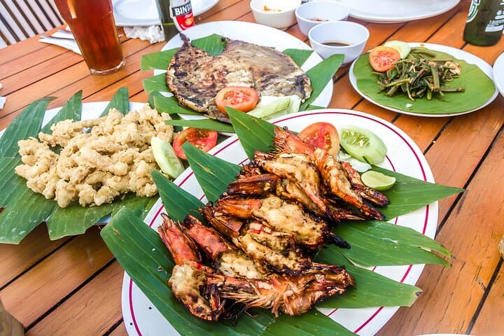 Full-Day Ubud to Uluwatu: Waterfalls, Monkey Forest, Beach & Kecak Fire Dance photo 6