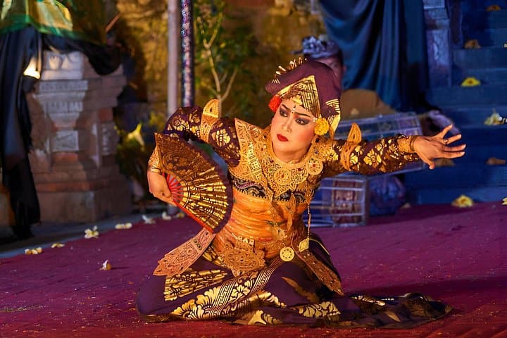 Twilight in Ubud: Private Evening Tour to Tegalalang Rice Terraces, Monkey Forest & Legong Dance photo 1
