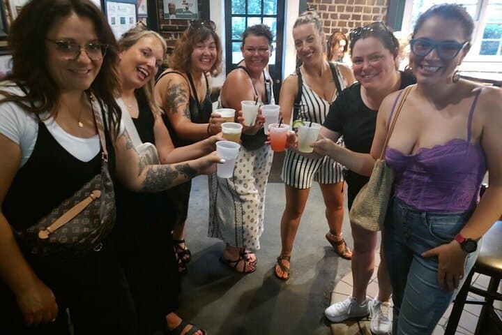 New Orleans Original True Crime Pub Crawl: French Quarter Bar-Hop and Murder Stories photo 4