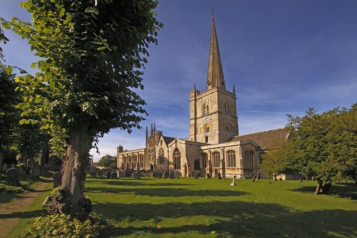 Cotswolds and Oxford Day Tour from Bath — Small-Group Countryside & College Walks