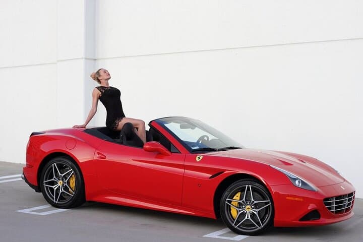 Ferrari Private Ride in Dubai: Hour-Long Supercar Photo Experience photo 2