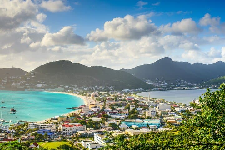 Private Full-Day Shore Tour in St Maarten — Philipsburg Sights, Maho Beach & Local Flavors photo 2