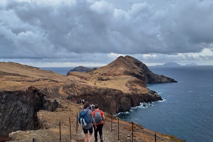 Pico do Areeiro to Pico Ruivo (PR1) — Madeira Ridge Hike photo 5
