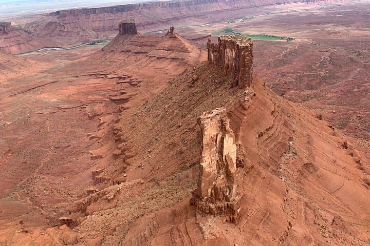 Corona Arch Canyon Run Helicopter Tour: 20-Minute Moab Aerial Flight photo 5