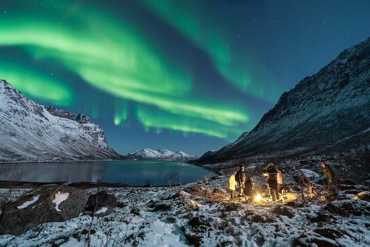 Chasing the Aurora: Tromsø Northern Lights Hunt with Photos & Bonfire photo 6