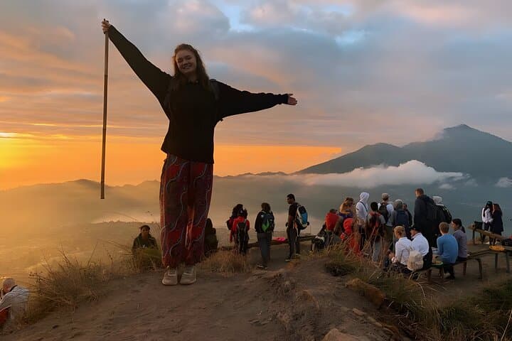 Bali Mount Batur Sunrise Trek: Guided Volcano Hike and Summit Breakfast