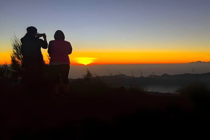 Mount Batur Sunrise Trek + Bali Swing: Dawn Hike and Photo-Op Combo in Bali