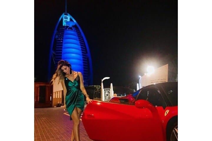 Ferrari Private Ride in Dubai: Hour-Long Supercar Photo Experience photo 4