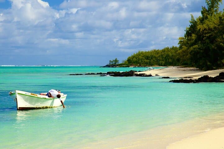 Private Catamaran to Ile aux Cerfs: Full-Day Cruise, BBQ & Waterfalls photo 4