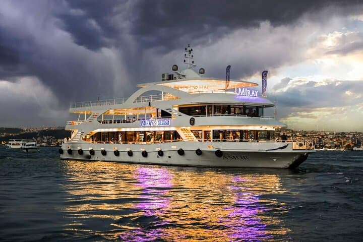 Luxury Bosphorus Dinner Cruise: Night Show, Turkish Dance & City Lights photo 6